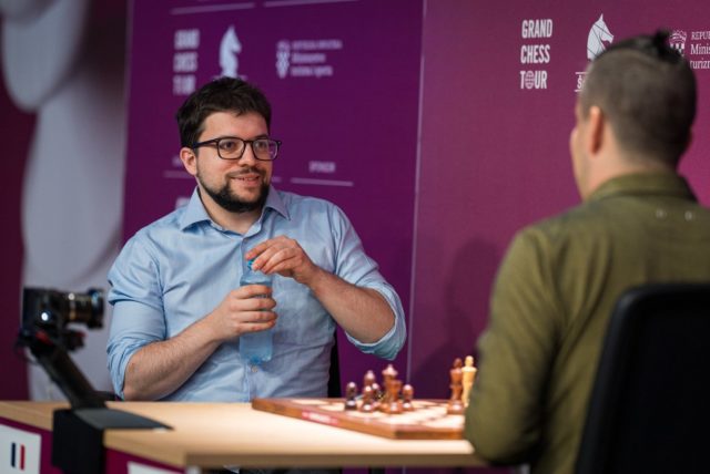 Maxime s’incline face à Nepo… (Photo : Grand Chess Tour).